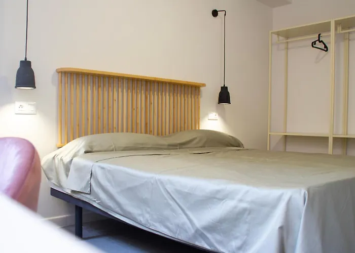 Premium & Quiet 2-bedroom In Tenerife Center By Casa Paul Апартаменты