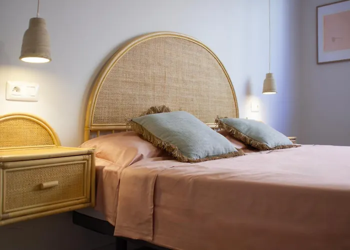 Premium & Quiet 2-bedroom In Tenerife Center By Casa Paul Santa Cruz de Tenerife